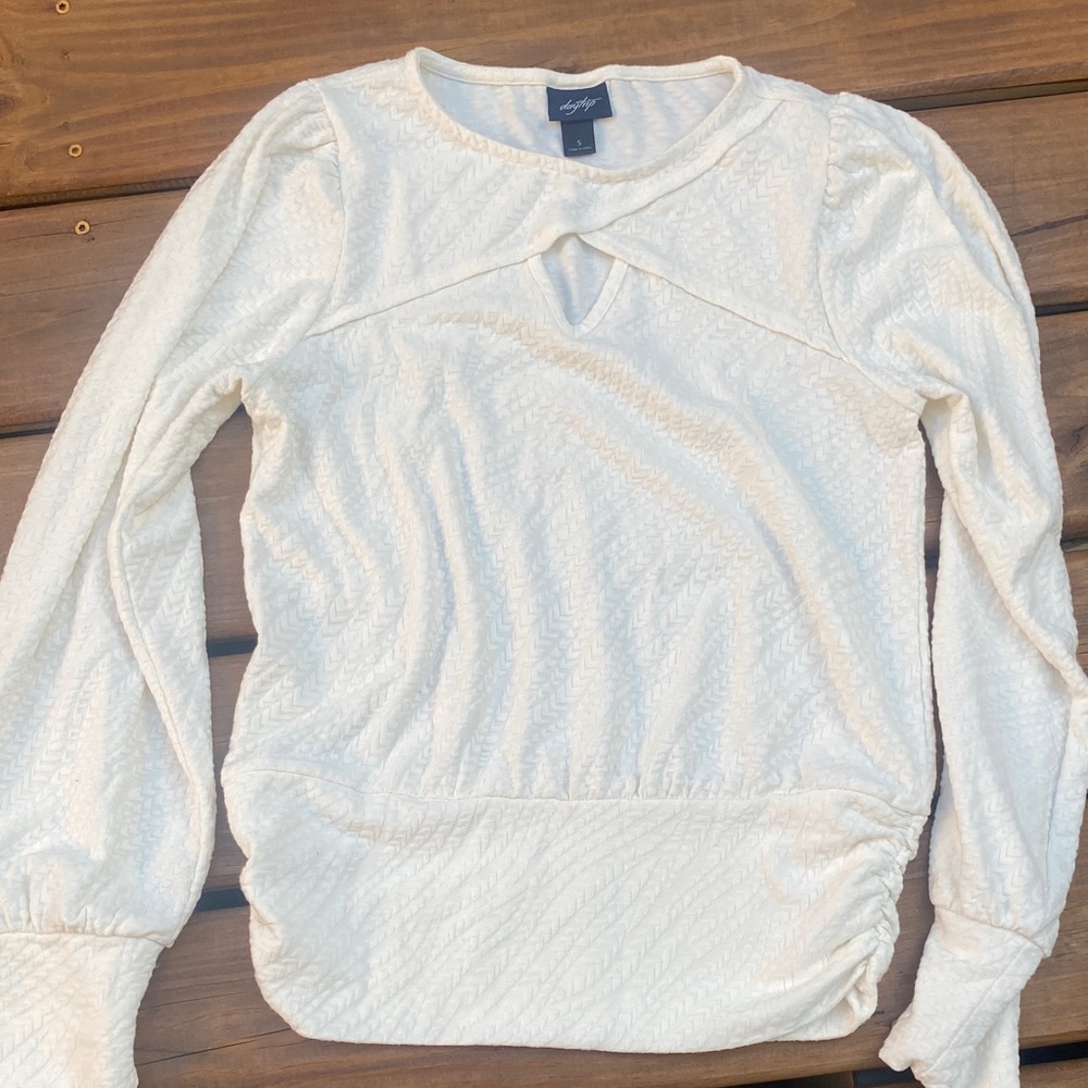 Elegant White  cream Long Sleeve Top Daytrip